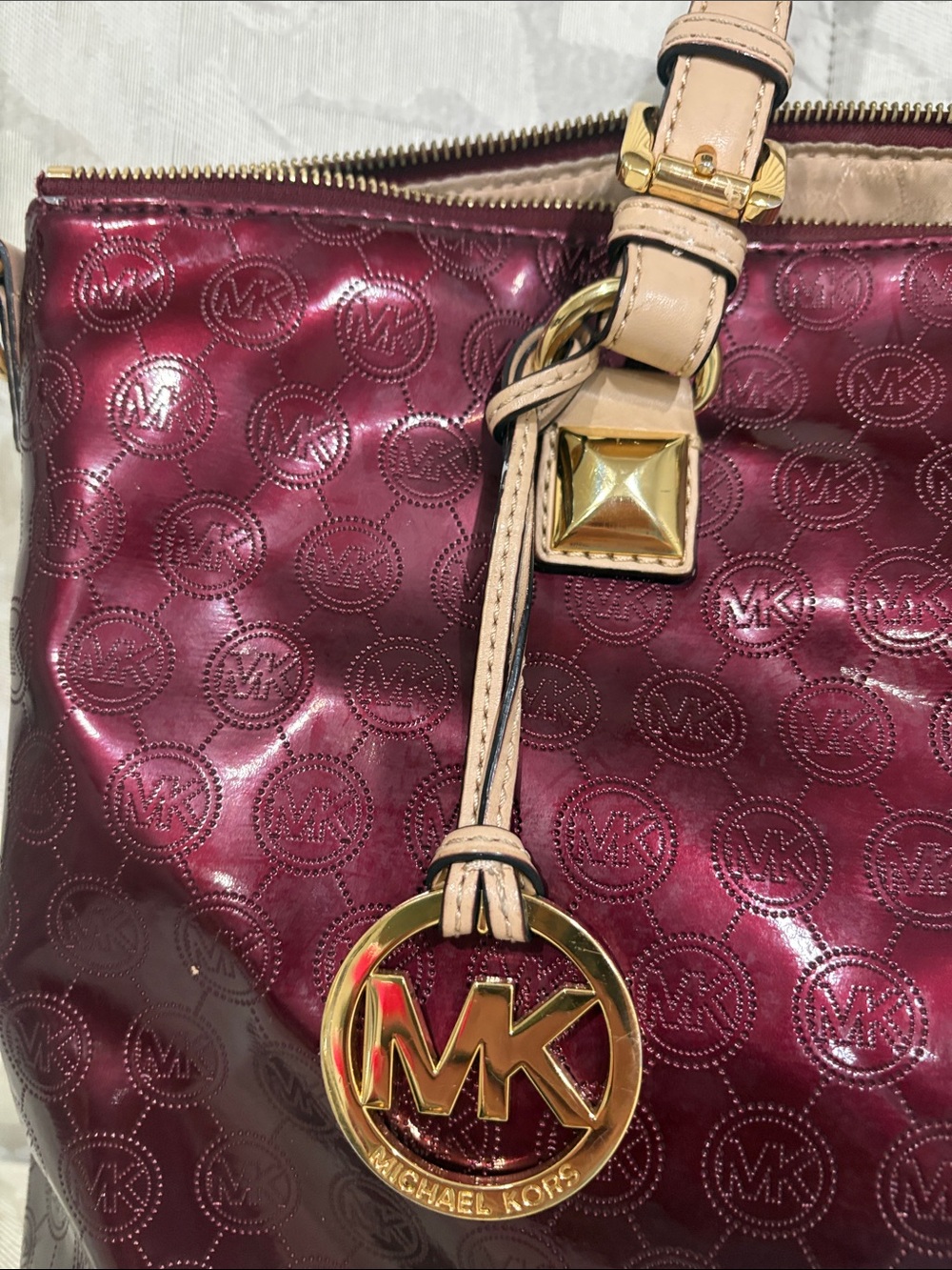 Michael Kors jet set Burgundy Patent leather 2 handle tote bag big lots space - Picture 4 of 17